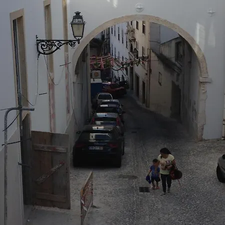 In The Heart Of Alfama شقة